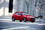 mazda2_2014_02.jpg